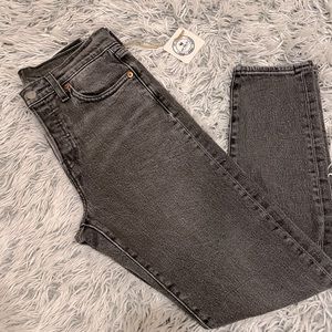 Levi’s Black faded high waist skinny jeans